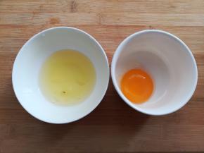 鸡蛋分离出蛋白和蛋黄