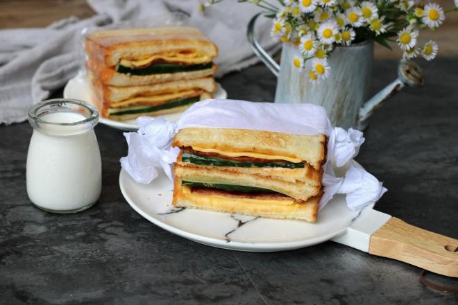 培根芝士三明治