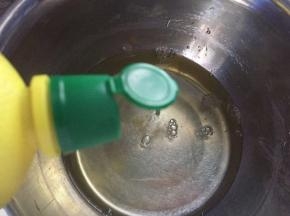 蛋白滴入柠檬汁