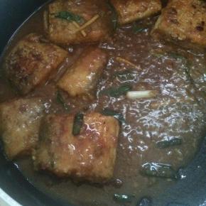 待汤汁浓稠即可出锅。