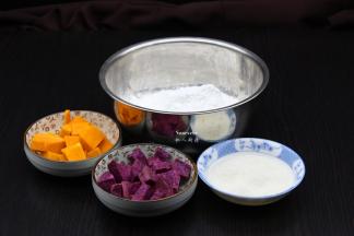准备食材：糯米粉、紫薯、南瓜、白砂糖、花生酱馅等