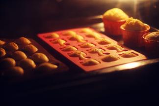 使用ukoeo烤箱内温度180度15分钟，根据自己的烤箱可调整。