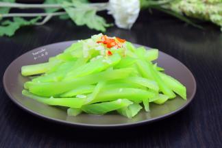 清爽好吃的，蒜蓉炒莴笋