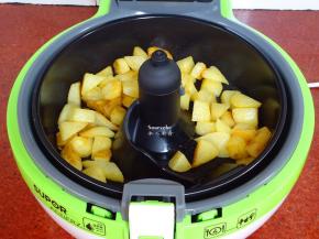 中途翻转一次；PS：搅拌器因为食材量多，有时候搅拌不均匀