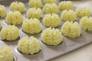 用 [ 鹿小鹿 ] 订制裱花嘴就能挤出下图效果