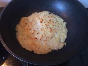 熟透后大火煎两面金黄即可