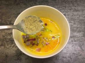 加入适量胡椒粉和盐