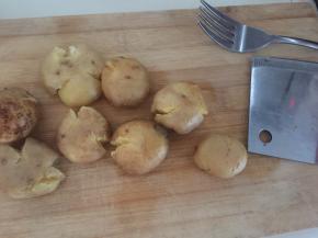 再用到面按压稍微扁就可以了