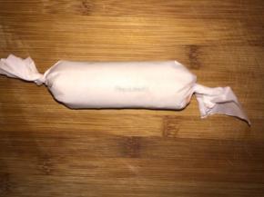 完成。也可在中间斜切一刀摆盘食用。