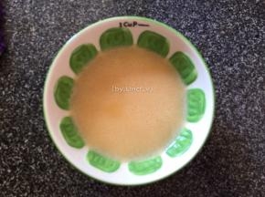 搅拌好的蛋糊可过筛一遍