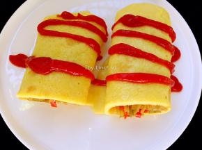 最后装盘，淋上美味的蕃茄酱即可食用。