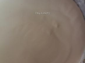 转低速打发至给蛋糊更细腻细致