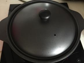 盖上锅盖焖5分钟