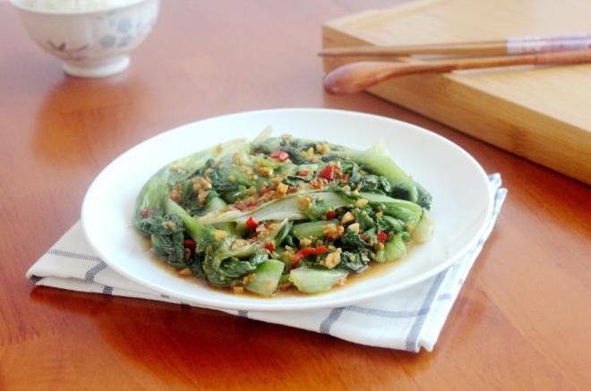 耗油拌生菜