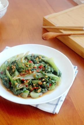 青菜也可以放辣椒的