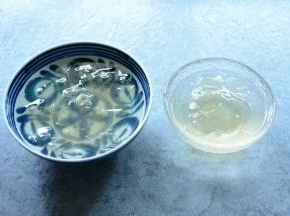 6.一勺一勺舀起来，放入碗中。