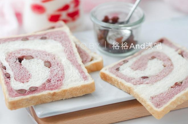 蜜豆紫薯土司