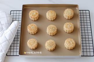 14再次入烤箱烘烤15分钟即可