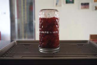 立即倒扣放置30分钟，然后正放至完全冷却后放入冰箱冷藏保存。