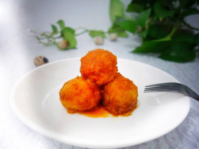 茄汁土豆鹌鹑蛋