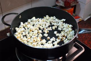 大概2分钟左右，开始爆花，而且是停不下来的状态。