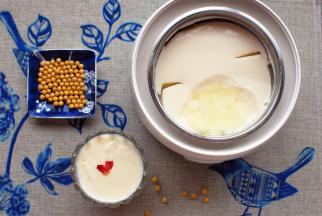 发酵完成后，即可食用。冷藏后食用口感更佳。