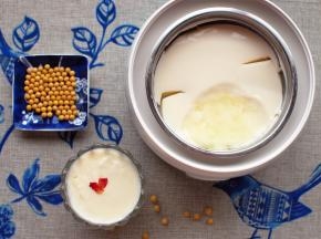 发酵完成后，即可食用。冷藏后食用口感更佳。