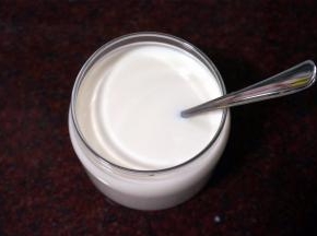 按同一方向轻轻搅拌均匀。