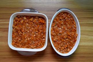 锅炖至番茄、洋葱软烂，再大火收汁