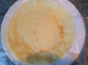 将所有的面液全部摊成饼