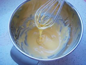 呈“Z”字形搅拌均匀至无颗粒。