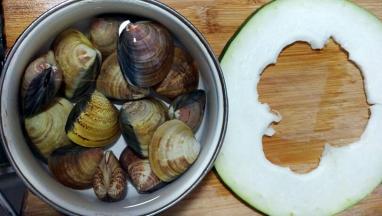 准备好洗干净的青娥，冬瓜