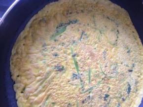 慢慢煎制两面金黄即可