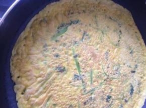 慢慢煎制两面金黄即可