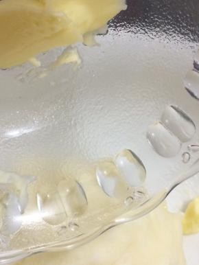 再倒入黄油和成土豆面团