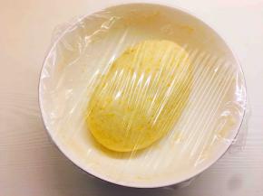 盖上保鲜膜发酵
