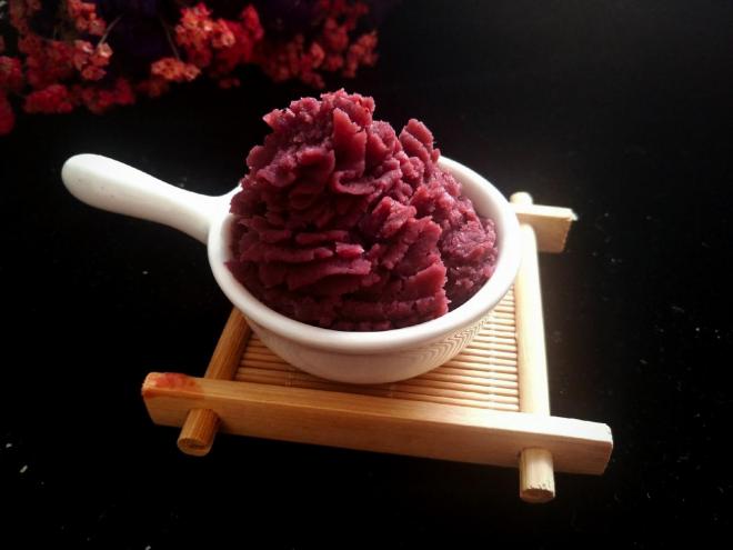 蛋黄酥DIY紫薯馅
