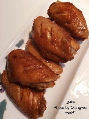 大约再煎煮12分钟，香嫩可口的啤酒鸡翅就完成啦