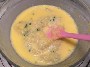 放凉后倒入土豆内