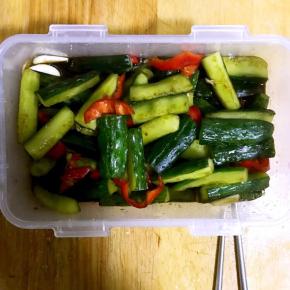 8.搅拌均匀，加盖放入冰箱冷藏过夜