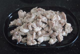兔肉焯水后捞出