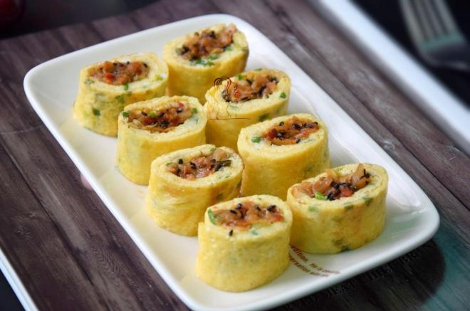 泡菜鸡蛋卷
