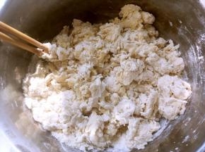 加冷水用筷子活成棉絮状