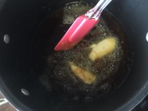 然后加入40g黄油一起煮