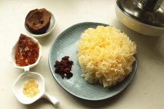 别的食材也准备好。