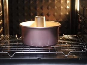 放入最底层即可。