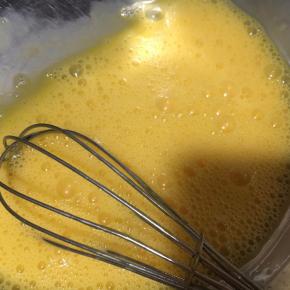 鸡蛋打散，《全蛋》