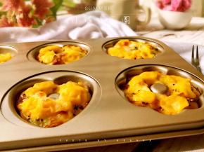 取出稍晾凉, 不粘模具很轻松就脱模。