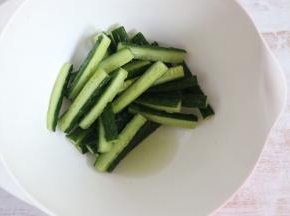 倒掉杀出的多余的水分。