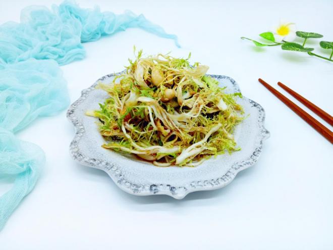 凉拌苦菊